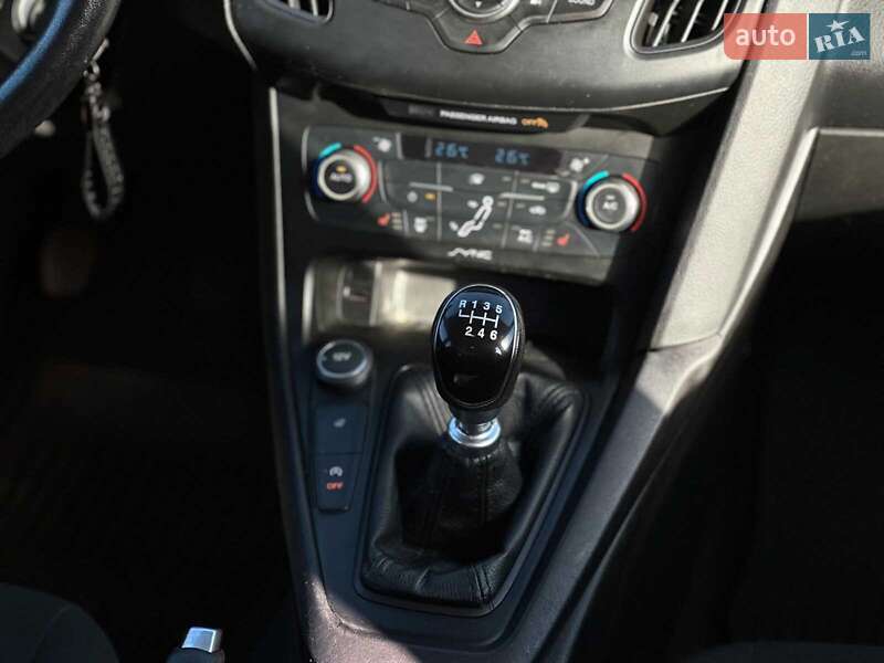 Седан Ford Focus 2015 в Виннице фото 19 Седан Ford Focus 2015 в Виннице