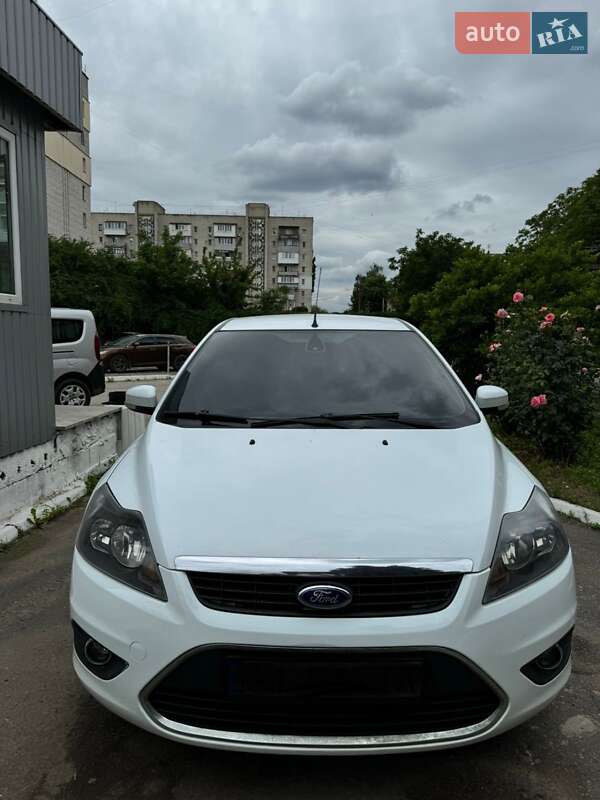 Ford Focus 2010 Ford Focus 2010