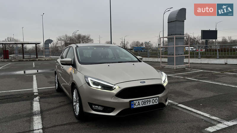 Хэтчбек Ford Focus 2017 в Киеве