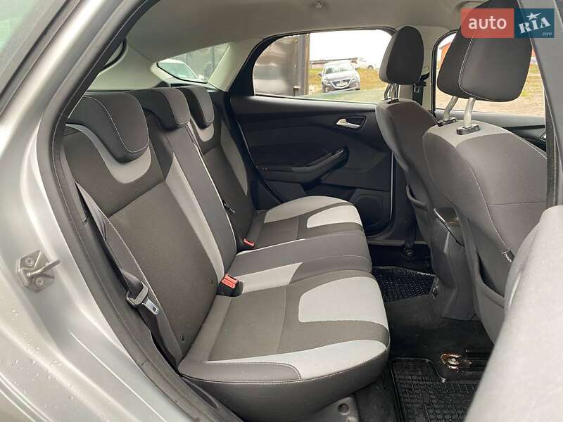 Хэтчбек Ford Focus 2013 в Киеве фото 11 Хэтчбек Ford Focus 2013 в Киеве