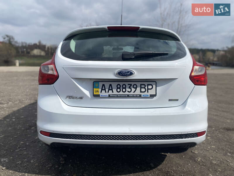 Хэтчбек Ford Focus 2013 в Киеве