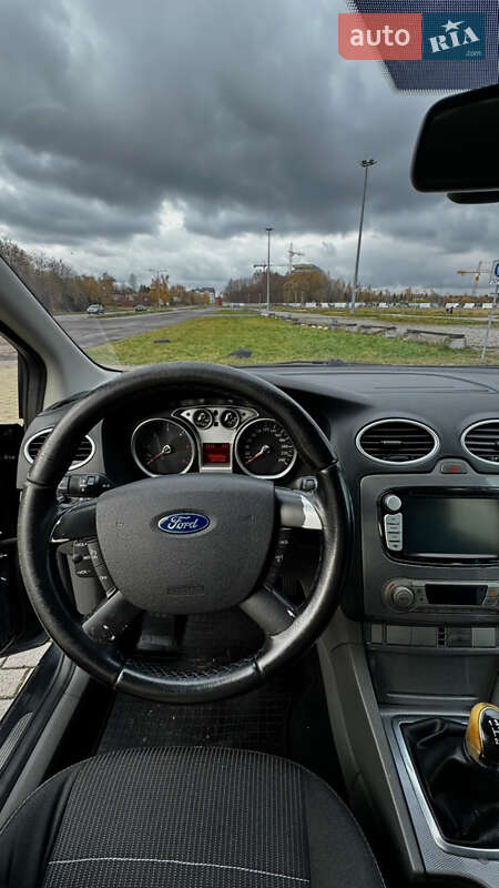 Хэтчбек Ford Focus 2010 в Львове фото 9 Хэтчбек Ford Focus 2010 в Львове