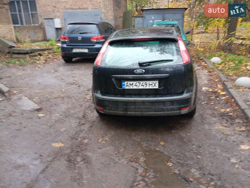 Хэтчбек Ford Focus 2006 в Киеве фото 2 Хэтчбек Ford Focus 2006 в Киеве