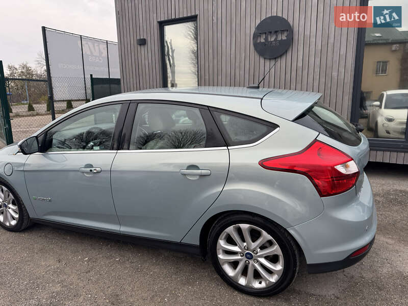 Хэтчбек Ford Focus 2014 в Тернополе фото 5 Хэтчбек Ford Focus 2014 в Тернополе
