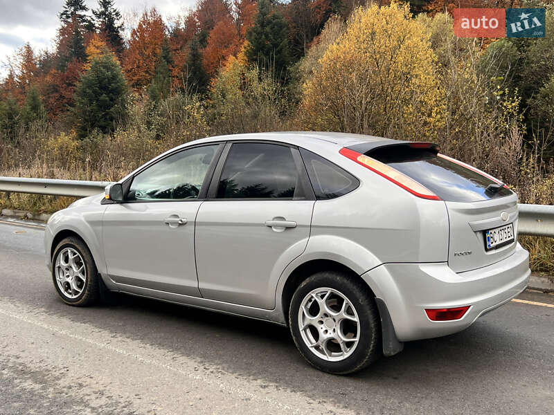 Хетчбек Ford Focus 2008 в Східниці