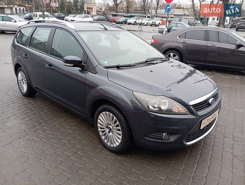 Ford Focus 2010 Ford Focus 2010