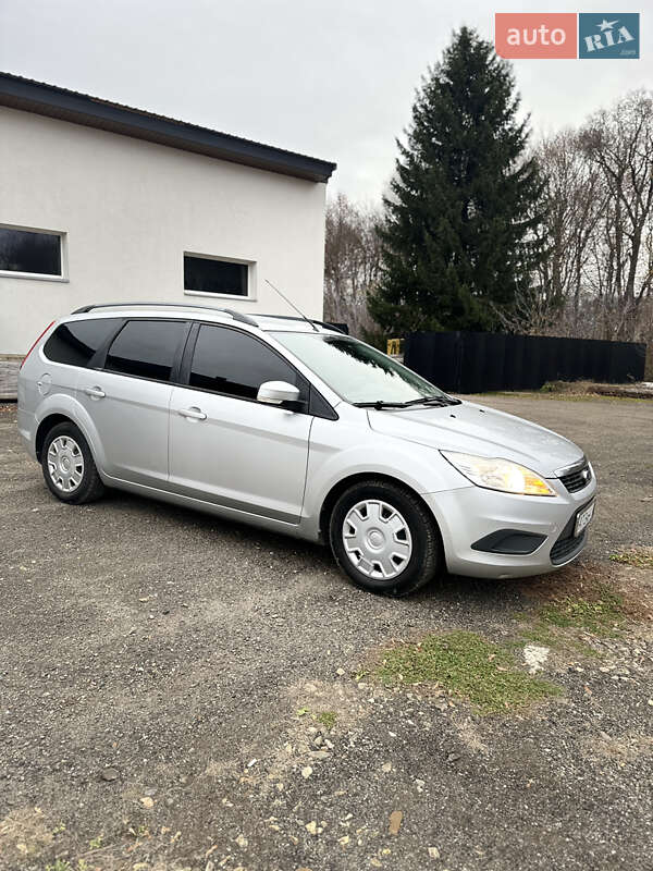 Універсал Ford Focus 2010 в Коломиї