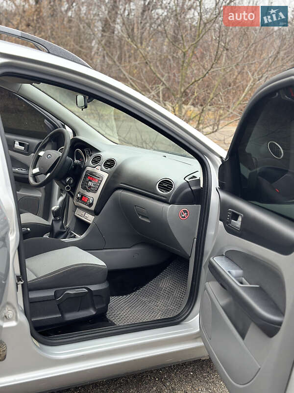 Універсал Ford Focus 2010 в Коломиї