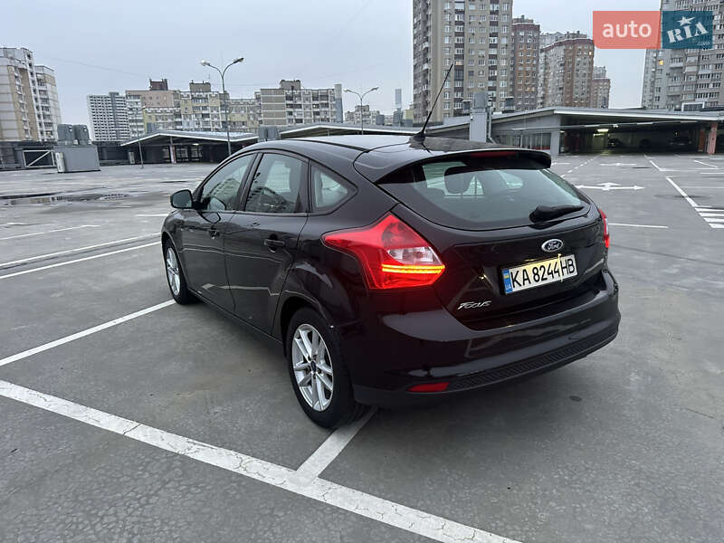 Хэтчбек Ford Focus 2012 в Киеве