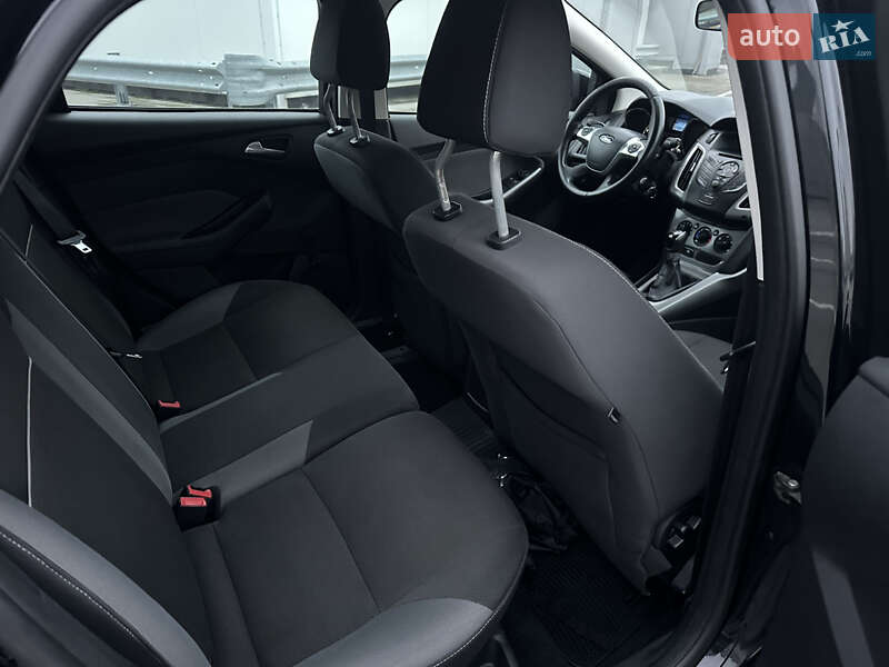 Хэтчбек Ford Focus 2012 в Киеве