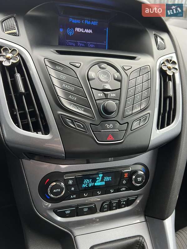 Хэтчбек Ford Focus 2012 в Мукачево