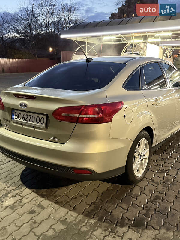 Седан Ford Focus 2015 в Львове фото 5 Седан Ford Focus 2015 в Львове