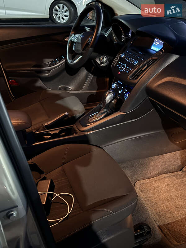 Седан Ford Focus 2015 в Львове фото 17 Седан Ford Focus 2015 в Львове