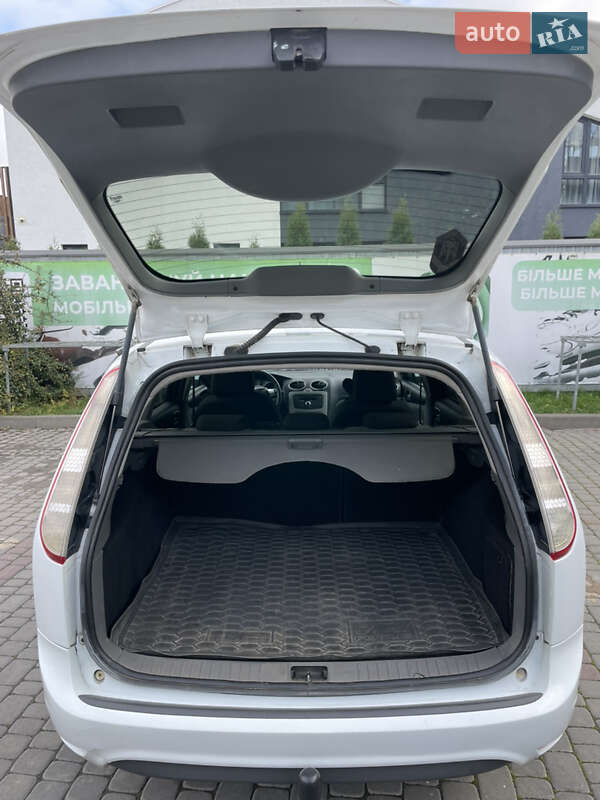 Універсал Ford Focus 2011 в Івано-Франківську фото 8 Універсал Ford Focus 2011 в Івано-Франківську