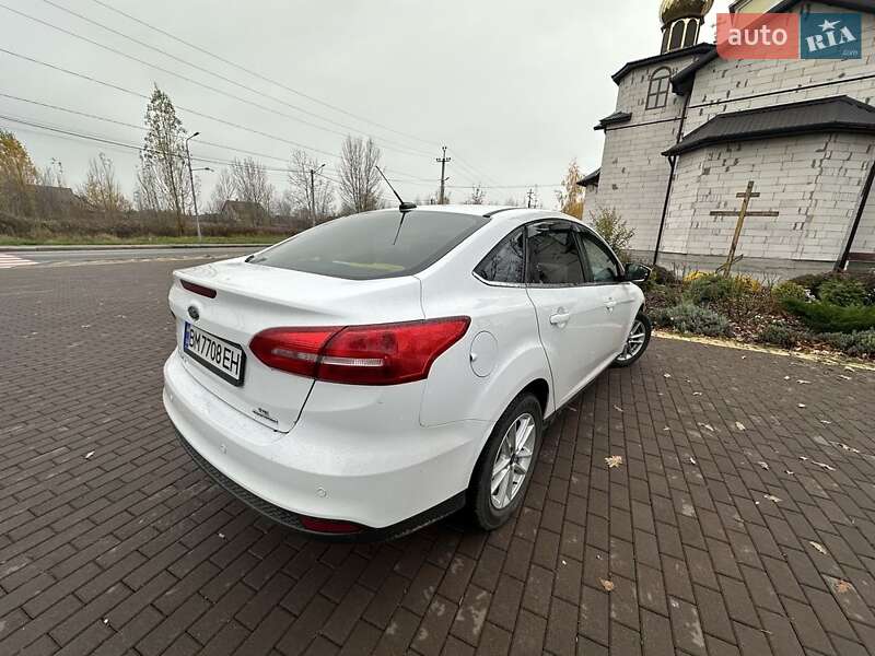 Седан Ford Focus 2017 в Петропавлівській Борщагівці
