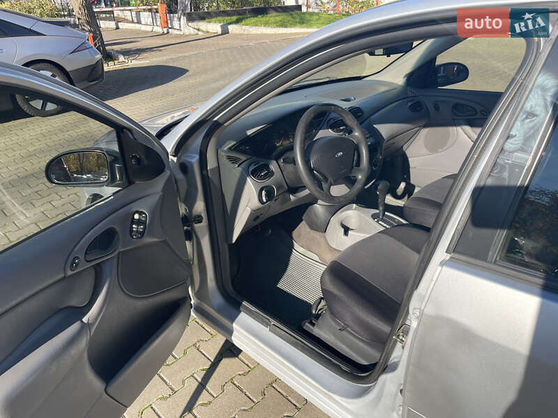 Седан Ford Focus 2000 в Черноморске