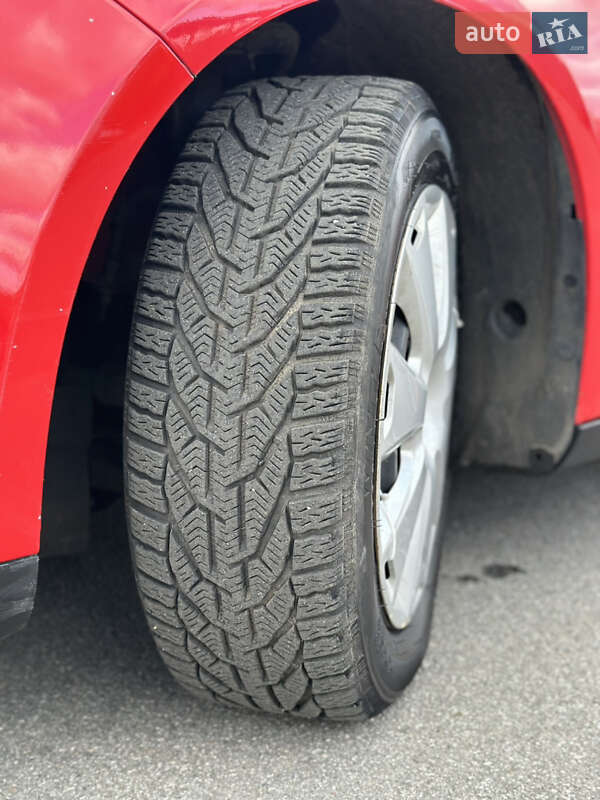 Универсал Ford Focus 2011 в Богуславе фото 7 Универсал Ford Focus 2011 в Богуславе