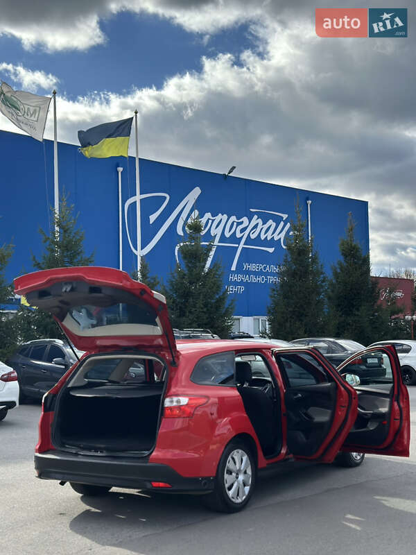 Универсал Ford Focus 2011 в Богуславе фото 13 Универсал Ford Focus 2011 в Богуславе