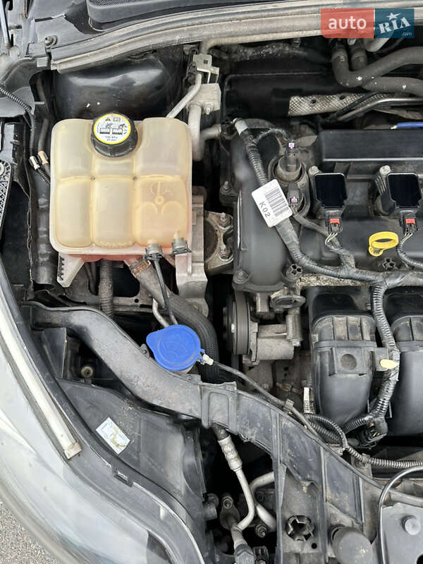 Хэтчбек Ford Focus 2013 в Киеве фото 18 Хэтчбек Ford Focus 2013 в Киеве