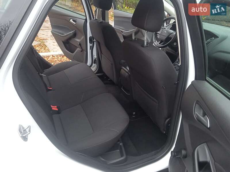 Универсал Ford Focus 2016 в Белой Церкви фото 16 Универсал Ford Focus 2016 в Белой Церкви