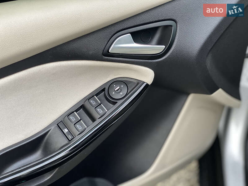 Хетчбек Ford Focus 2014 в Луцьку
