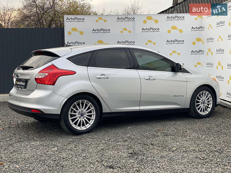 Хетчбек Ford Focus 2014 в Луцьку