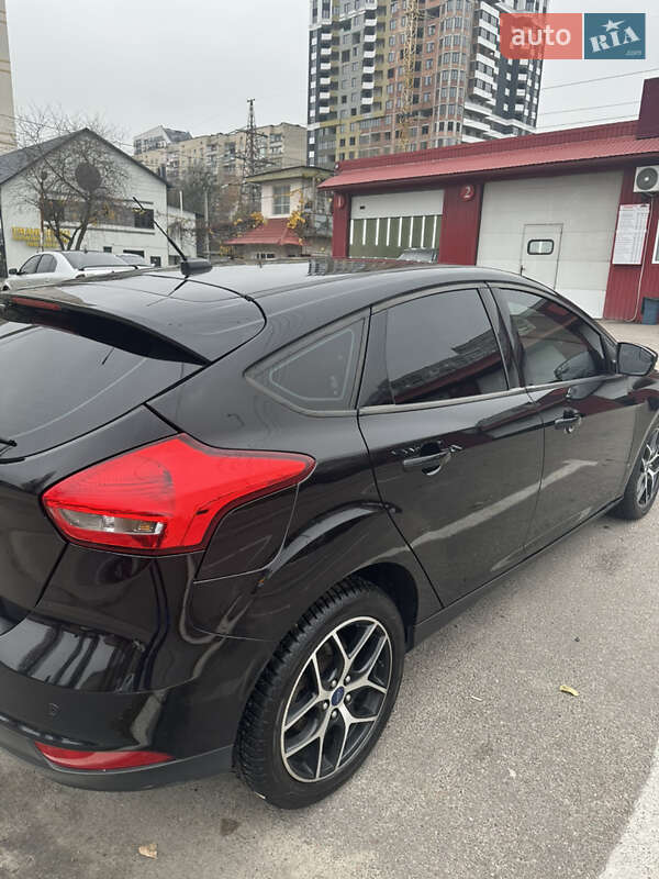 Хэтчбек Ford Focus 2016 в Киеве фото 9 Хэтчбек Ford Focus 2016 в Киеве