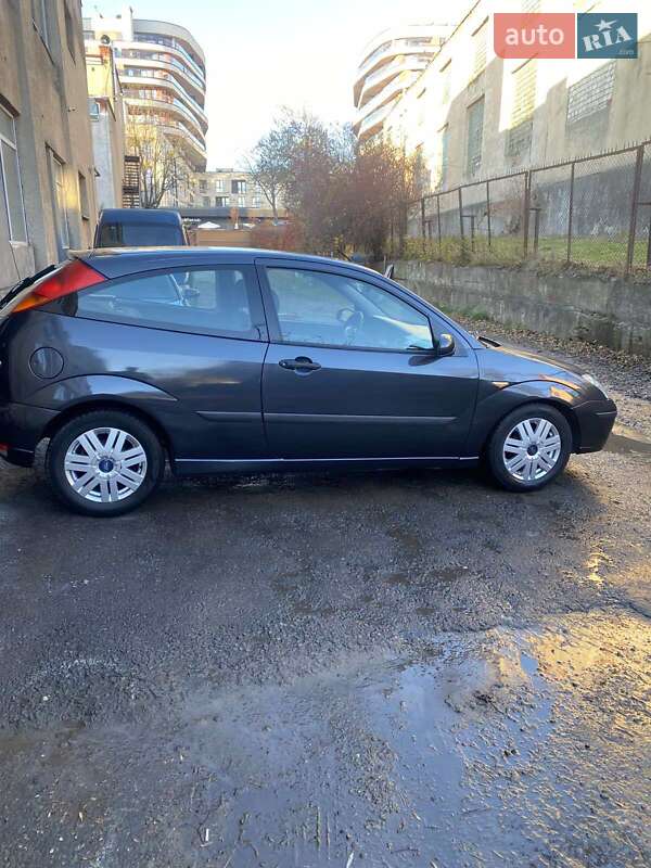Хэтчбек Ford Focus 2002 в Львове