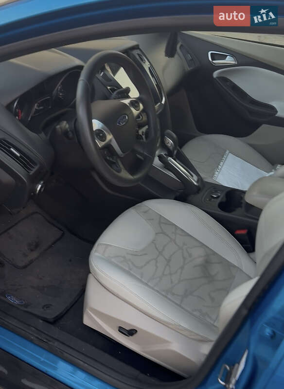 Хэтчбек Ford Focus 2012 в Львове