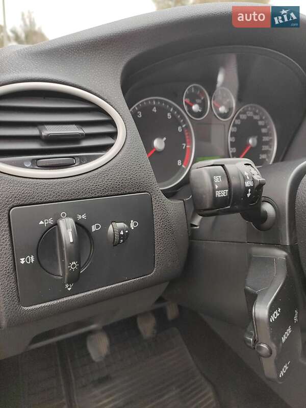 Универсал Ford Focus 2006 в Днепре фото 18 Универсал Ford Focus 2006 в Днепре