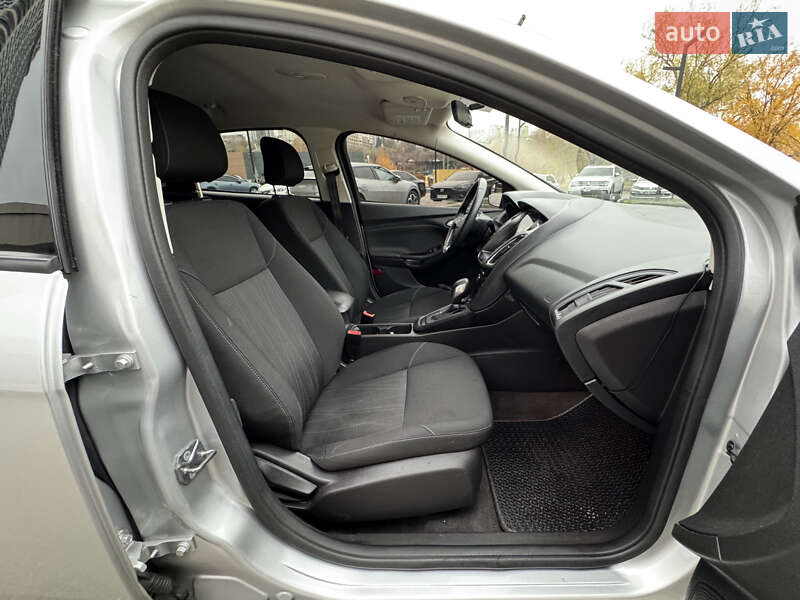 Седан Ford Focus 2017 в Дніпрі фото 14 Седан Ford Focus 2017 в Дніпрі