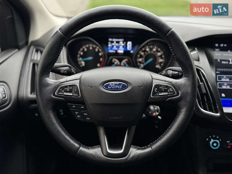 Седан Ford Focus 2017 в Дніпрі фото 21 Седан Ford Focus 2017 в Дніпрі
