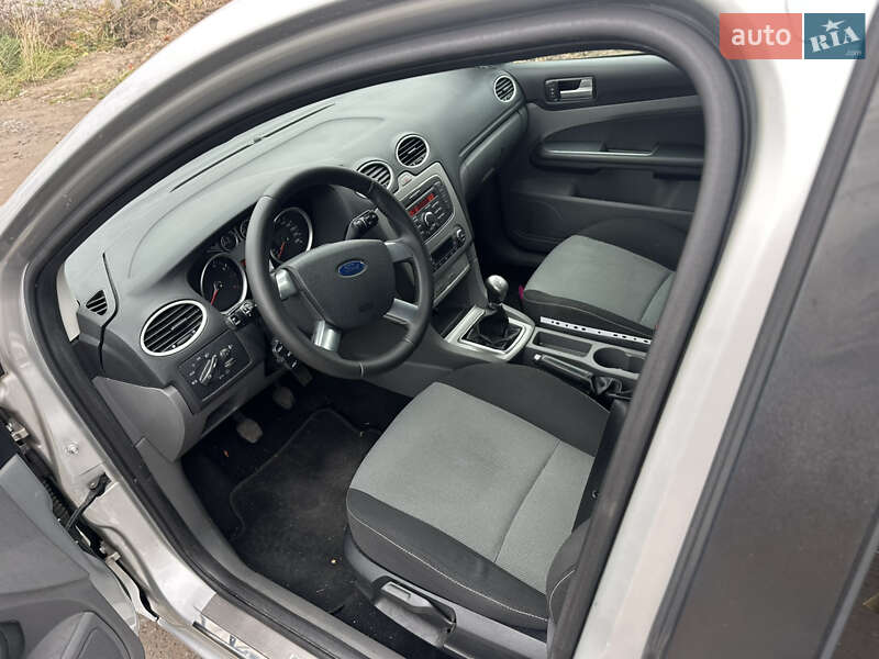 Универсал Ford Focus 2010 в Львове