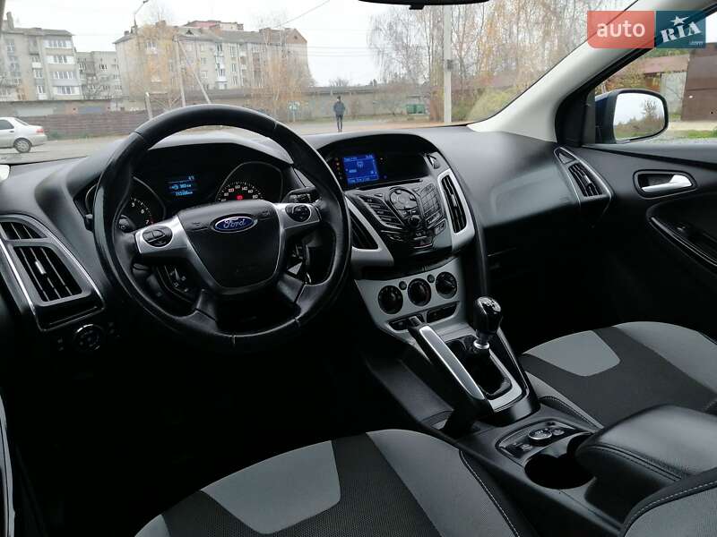 Универсал Ford Focus 2012 в Ровно фото 26 Универсал Ford Focus 2012 в Ровно