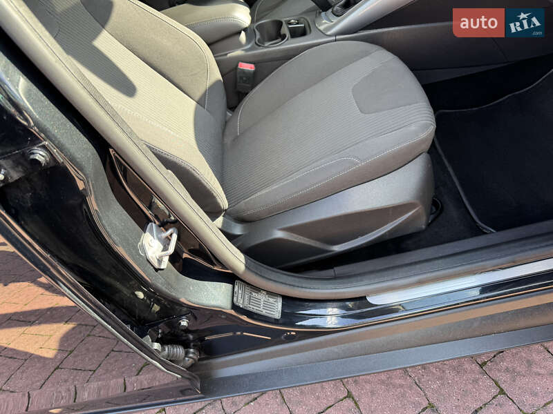 Универсал Ford Focus 2012 в Львове