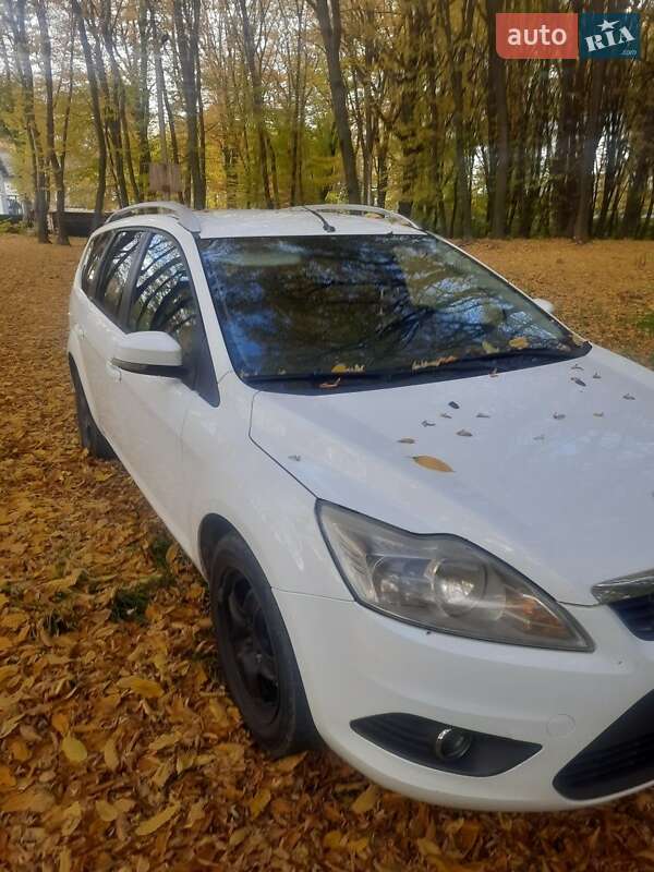 Універсал Ford Focus 2010 в Львові фото 3 Універсал Ford Focus 2010 в Львові