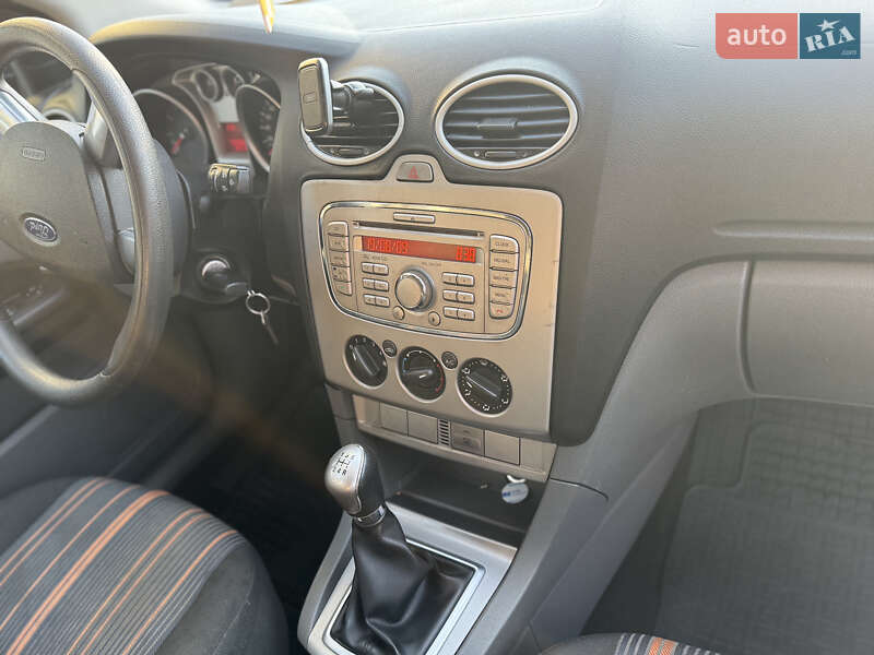 Универсал Ford Focus 2009 в Болехове