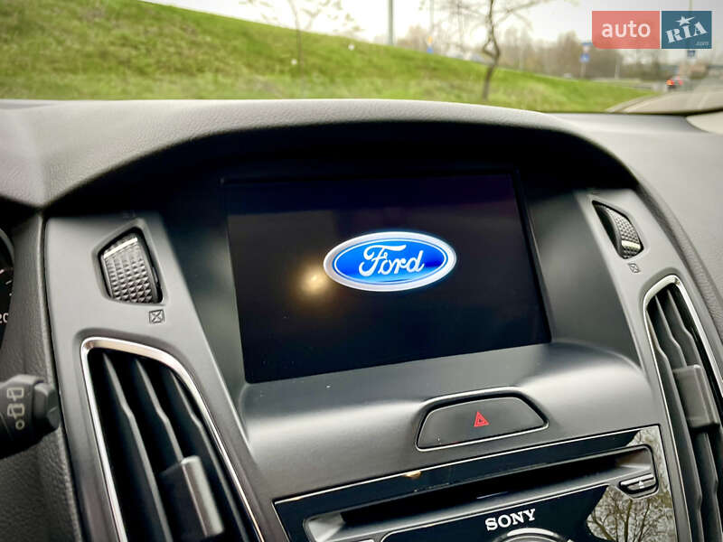 Хэтчбек Ford Focus 2017 в Киеве