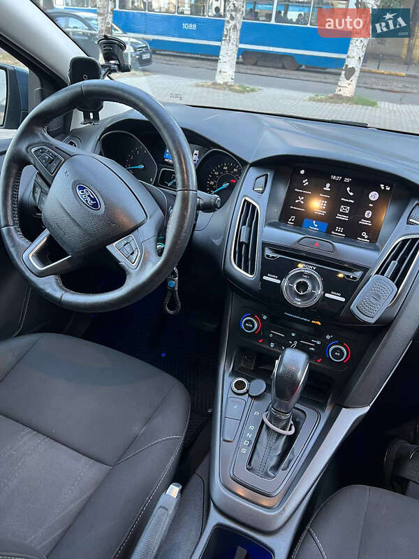 Хетчбек Ford Focus 2017 в Миколаєві фото 8 Хетчбек Ford Focus 2017 в Миколаєві