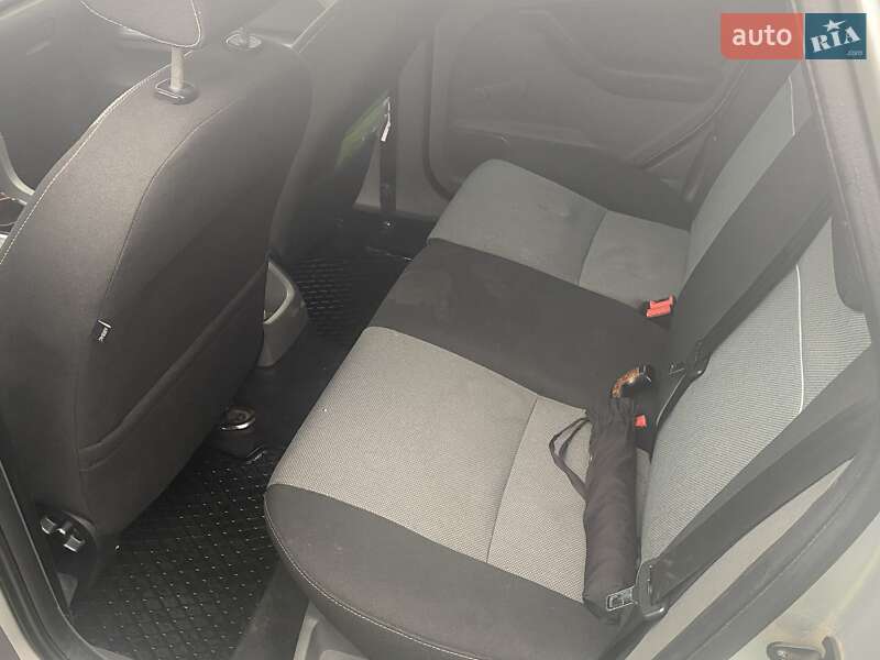 Универсал Ford Focus 2010 в Новом Ярычеве