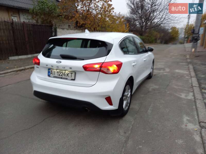 Хэтчбек Ford Focus 2019 в Киеве