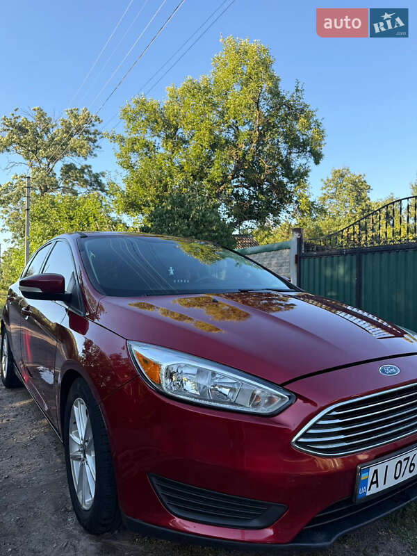 Хэтчбек Ford Focus 2015 в Киеве