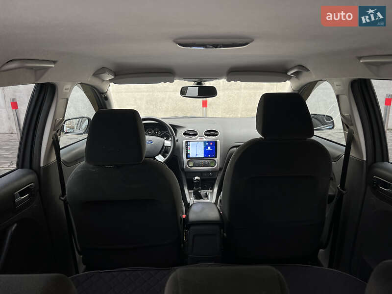 Універсал Ford Focus 2005 в Києві фото 10 Універсал Ford Focus 2005 в Києві