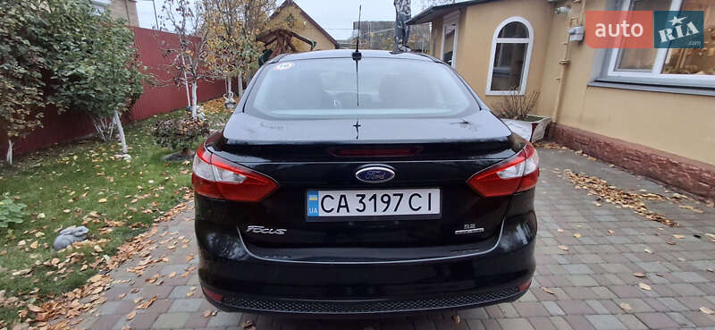 Седан Ford Focus 2013 в Черкасах