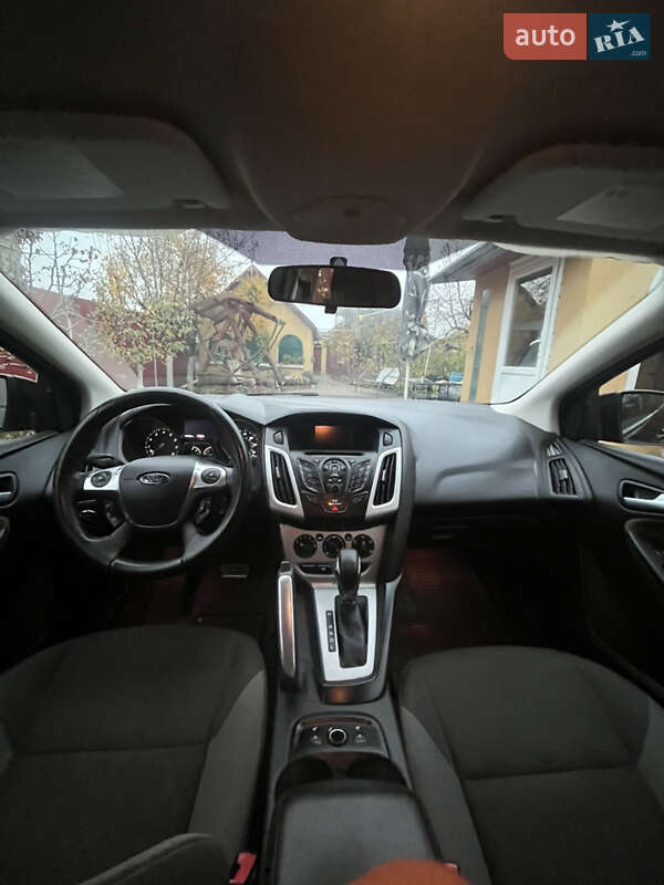 Седан Ford Focus 2013 в Черкасах