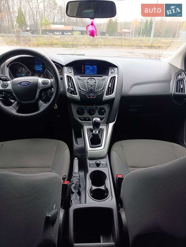 Универсал Ford Focus 2011 в Житомире фото 14 Универсал Ford Focus 2011 в Житомире