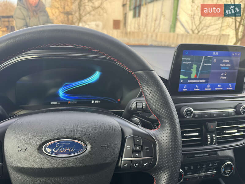 Хэтчбек Ford Focus 2020 в Бродах