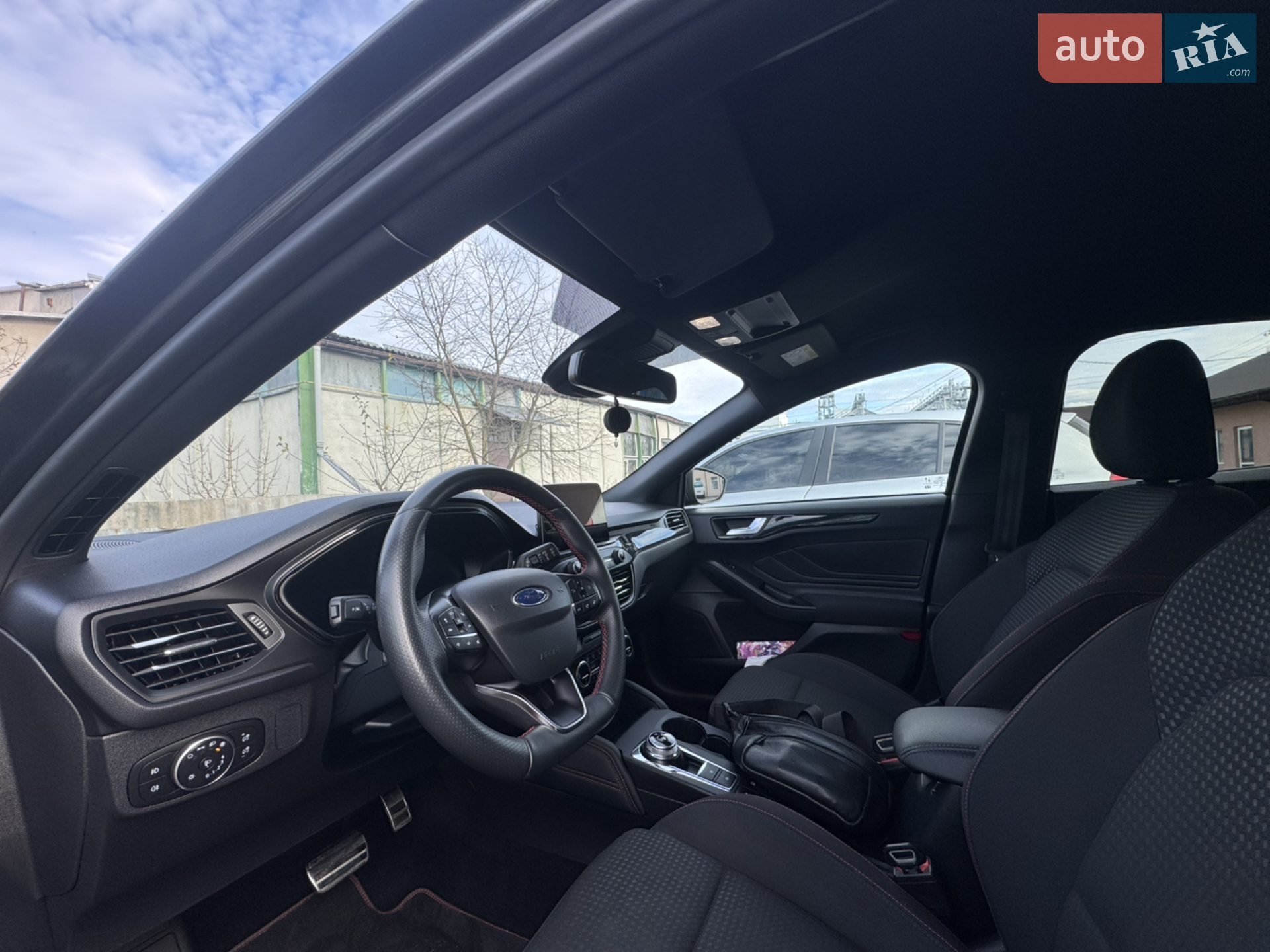 2020 Ford Focus - мініатюра 20