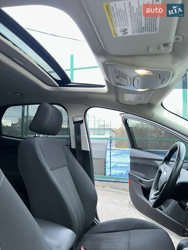 Седан Ford Focus 2017 в Львове