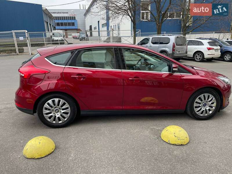 Хетчбек Ford Focus 2017 в Житомирі фото 3 Хетчбек Ford Focus 2017 в Житомирі